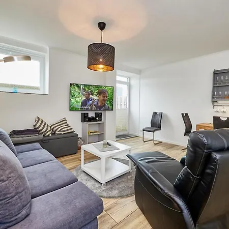 Faehrstrasse 2 * קושהאבן