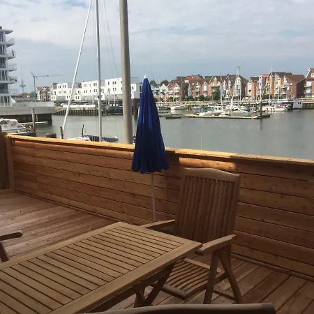 Faehrstrasse 2 * קושהאבן